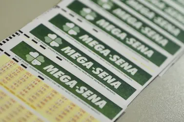 Ningu&eacute;m acerta as seis dezenas e pr&ecirc;mio da Mega-Sena acumula para R$ 15 milh&otilde;es