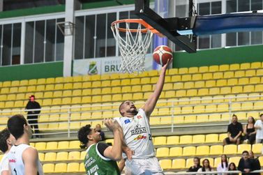 Brusque Basquete perde para Tatu&iacute; e fica com o vice da Liga Ouro 2026