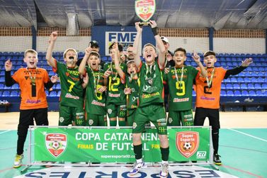 Brusque Futsal conquista t&iacute;tulo estadual Sub-12 e garante vaga em torneio internacional