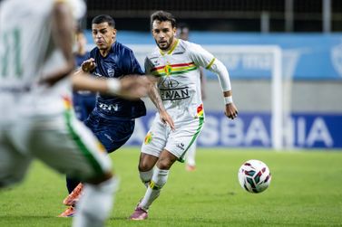 Clinton marca no apagar das luzes e Brusque busca empate com o Barra fora de casa
