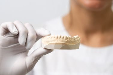 Guabiruba define novos crit&eacute;rios para acesso a pr&oacute;teses dent&aacute;rias pelo SUS