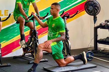 Elenco do Brusque passa por avalia&ccedil;&atilde;o de for&ccedil;a antes de sequ&ecirc;ncia da S&eacute;rie C
