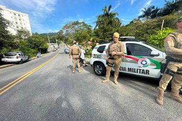 Idoso &eacute; preso em flagrante por agredir familiares
