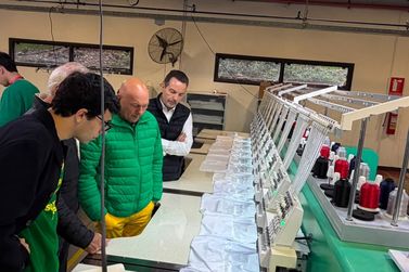 Luciano Hang visita ind&uacute;strias no Paraguai e conhece modelo de produ&ccedil;&atilde;o