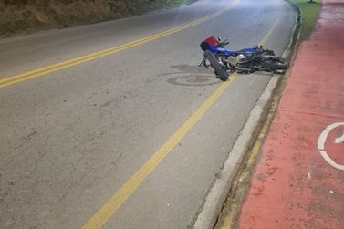 Motociclista morre ap&oacute;s queda de moto em Porto Belo