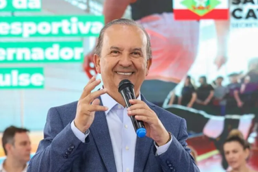 Jorginho Mello tem 50% e lidera disputa pelo governo de SC, revela pesquisa