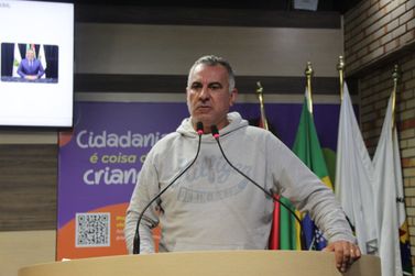 Vereador pede mais policiamento ap&oacute;s den&uacute;ncias de drogas nas proximidades de escola 