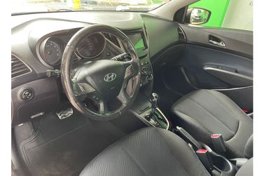 Hyundai HB20X
