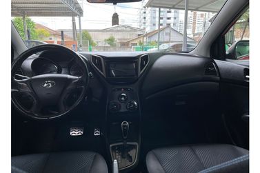Hyundai HB20X
