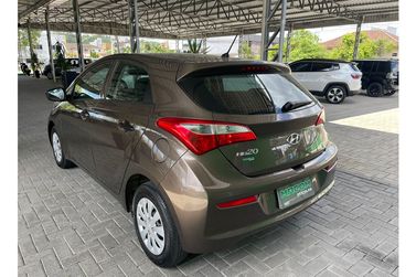 Hyundai HB20