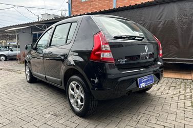 Renault SANDERO