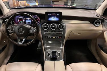 Mercedes-Benz GLC-43