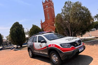 Buritama recebe nova viatura para refor&ccedil;ar o patrulhamento da Pol&iacute;cia Militar
