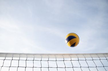 Semifinais do Campeonato de Voleibol movimentam o Gin&aacute;sio de Esportes