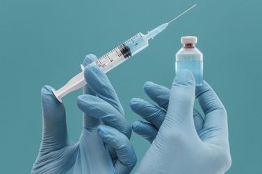 UBS de Turi&uacute;ba refor&ccedil;a import&acirc;ncia da vacina&ccedil;&atilde;o contra o HPV entre jovens