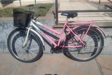 Pol&iacute;cia Militar prende homem por furto de bicicleta no bairro Cohab V