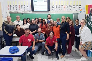 Professores da EMEF Maria do Carmo participam de capacita&ccedil;&atilde;o da Lei Lucas