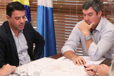 André Nezzi garante R$ 20 milhões para obras em Caarapó com governador do MS