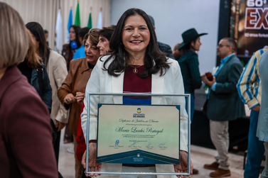 Prefeita de Caarap&oacute; &eacute; homenageada na Expoagro como destaque feminino do agroneg&oacute;cio