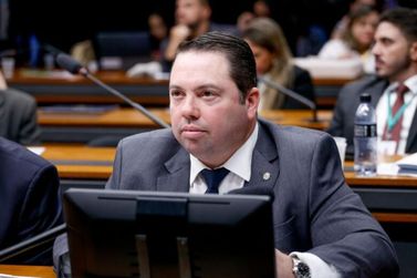 Prote&ccedil;&atilde;o &agrave;s mulheres avan&ccedil;a na C&acirc;mara com apoio do deputado Rodolfo Nogueira