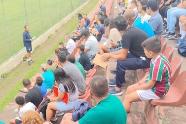 Atletas de Caarap&oacute; vivem experi&ecirc;ncia no Fluminense e t&eacute;cnico Deda destaca caminhada