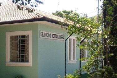  Descaso na Escola Lucídio Motta Navarro: Condições e alimentação preocupam mães