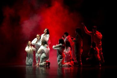Cultura gratuita para cabreuvanos: Mercado de Ilusões do Ballet Teatro Oficina