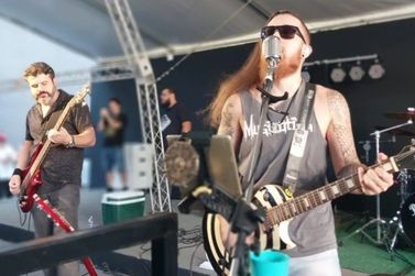 Happy hour com rock ao vivo agita essa sexta-feira
