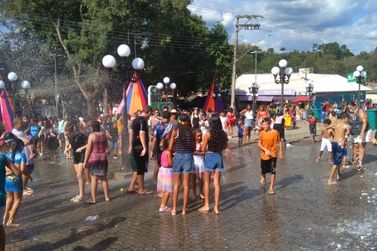 Defesa Civil refrescar&aacute; foli&otilde;es nesta ter&ccedil;a-feira (4) no Carnabre&uacute;va
