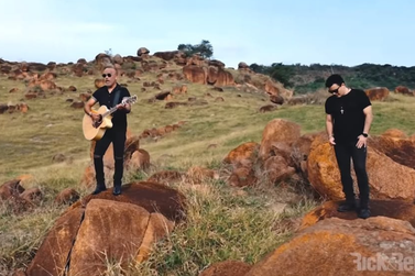 Rick & Renner j&aacute; gravaram clipe &agrave;s margens da Dom Gabriel 