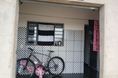 Terreno &agrave; venda - 200m&sup2; - Jardim Fazendinha Real (Vilarejo)