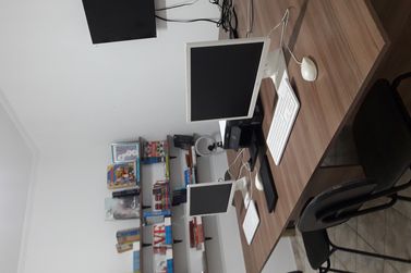 Ponto Comercial &agrave; venda - 240m&sup2; - Jacar&eacute;