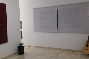Ponto Comercial &agrave; venda - 240m&sup2; - Jacar&eacute;