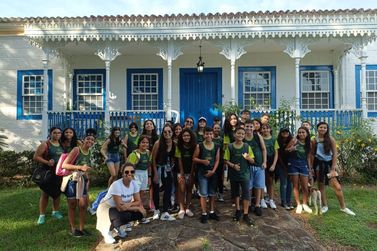Alunos de escola de Campos participam de City Tour em São Fidélis