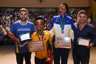 Jogos Estudantis e Paralímpicos são oficialmente abertos em cerimônia no Trianon