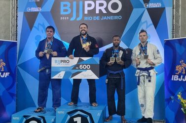Morador de Campos é campeão de Jiu-Jitsu em torneio regional
