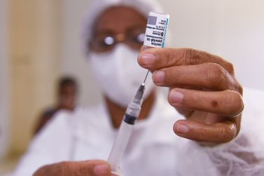 Vacinação contra a Covid-19 disponível em 13 postos na nesta semana 