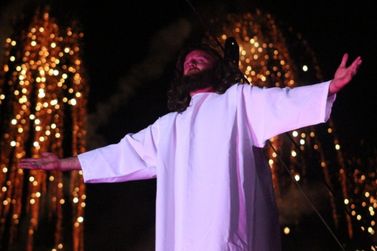 Comunidade do Salto d &Aacute;gua Verde prepara encena&ccedil;&atilde;o da Paix&atilde;o de Cristo