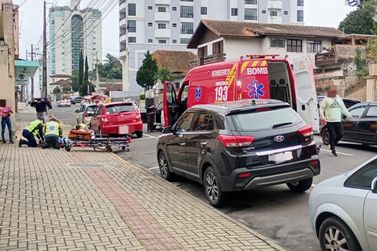 Atropelamento em via p&uacute;blica deixa pessoa ferida em Porto Uni&atilde;o