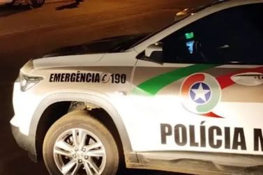 Colis&atilde;o entre Ranger e Kwid deixa motorista com dores em Canoinhas