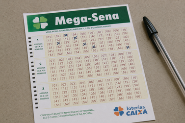 Mega-Sena acumula e pr&oacute;ximo pr&ecirc;mio sobe para R$ 45 milh&otilde;es