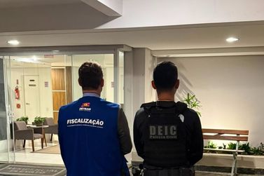 Pol&iacute;cia Civil deflagra opera&ccedil;&atilde;o contra suposto esquema no Detran SC