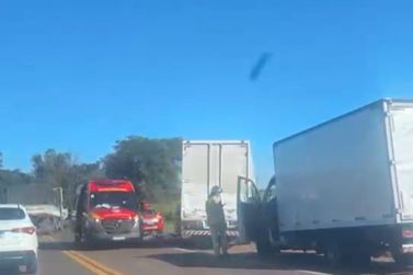 Caminhoneiro de Canoinhas fica ferido em acidente no Paran&aacute;