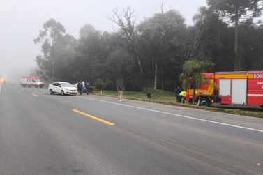 Colis&atilde;o entre dois carros &eacute; registrada na BR-280, em Tr&ecirc;s Barras