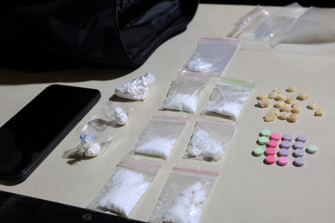 Tentativa de fuga termina com apreens&atilde;o de drogas e pris&atilde;o em Canoinhas