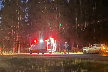 Acidente entre dois ve&iacute;culos deixa uma pessoa ferida na BR-280