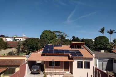 Os benefícios de ter uma fonte de energia solar limpa e renovável 