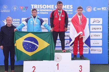 Felipe Junqueira é prata no Mundial de Atletismo