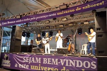 Festival Gastron&ocirc;mico da Jabuticaba tem encontro de m&uacute;sicos de Casa Branca