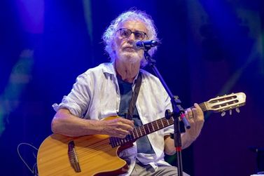 Renato Teixeira &eacute; atra&ccedil;&atilde;o do Festival Gastron&ocirc;mico da Jabuticaba